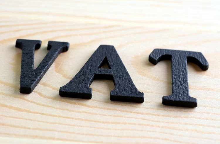 Charge Credit Note underneath VAT in UAE