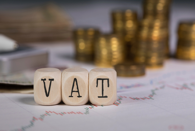 Assess Operator beneath UAE VAT